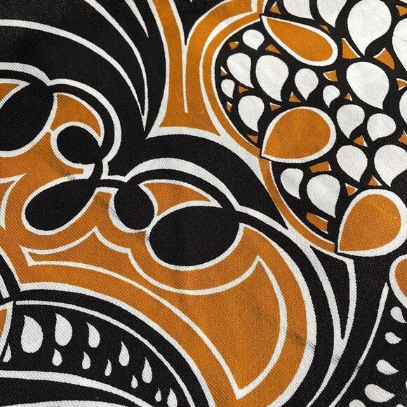 Vintage 70s 1971 Ameritex Co Polyester Mod Fabric Black Golden Tan White 66x64” - Picture 6 of 6